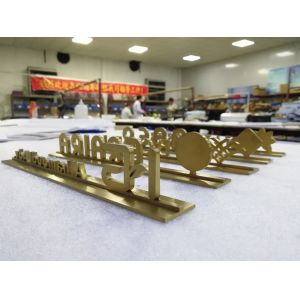 China IP65 Office Wayfinding Signage , Wall Mounted Hospital Directional Signs wholesale