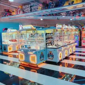 Coin Operated Gift Claw Game Machine CE Certificated High Durability