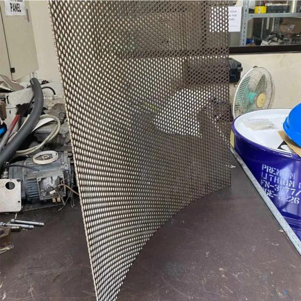 Hot Selling Hammer Mill Accessories Wear-Resistant Corrosion Resistant Perforated Metal Plate Sieve Plate