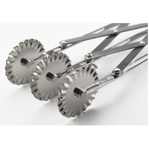 Wholesale Stainless Steel Pizza Cutter 3 Wheels Food Grade Pizza Tool