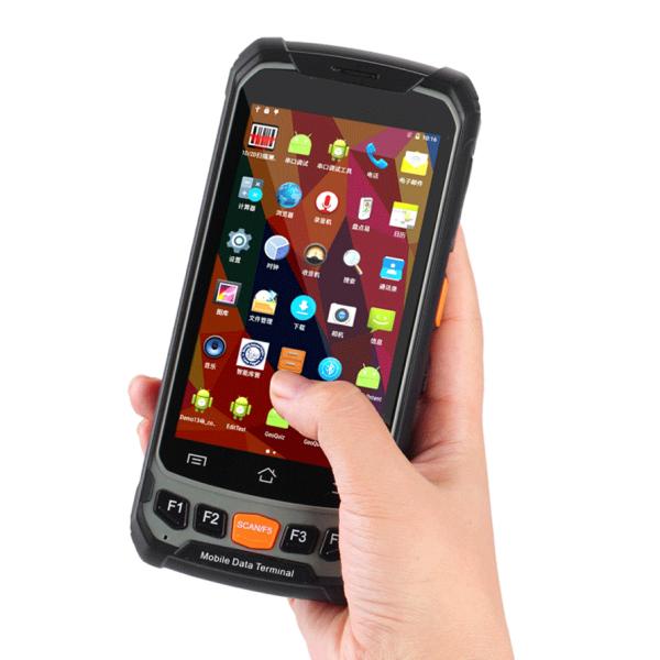 IP67 4.7 Inch UHF Long Distance RFID Reader 720x1280 Touch Screen