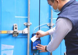 China RFID Card Keyless Smart Lock APP Remote Control GPS Lock For Container Asset Security wholesale