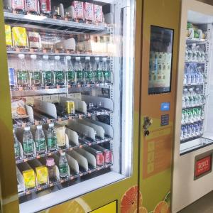 Automated Healthy Food Cold Drink Snack Soda Small Vending Machine
