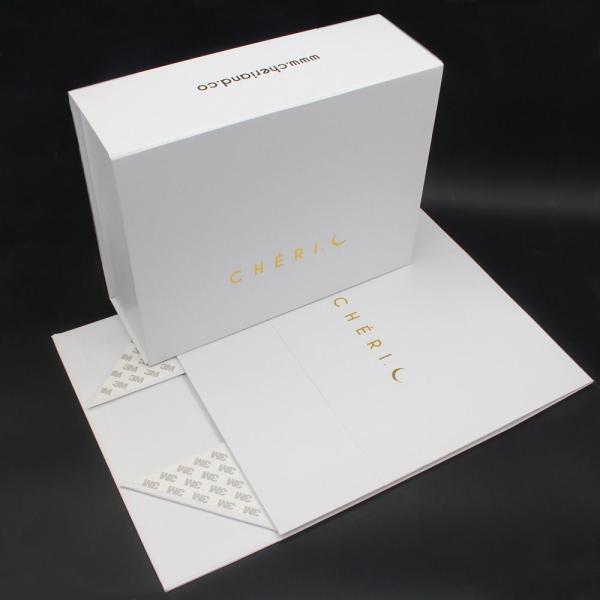 High Quality Hand Made Beautiful Custom Luxury Packaging White Cardboard Magnetic Closure Gift Perfume Cosmetic Box for Bridesmaid Mother&prime;s Day Valentine&prime;s Day