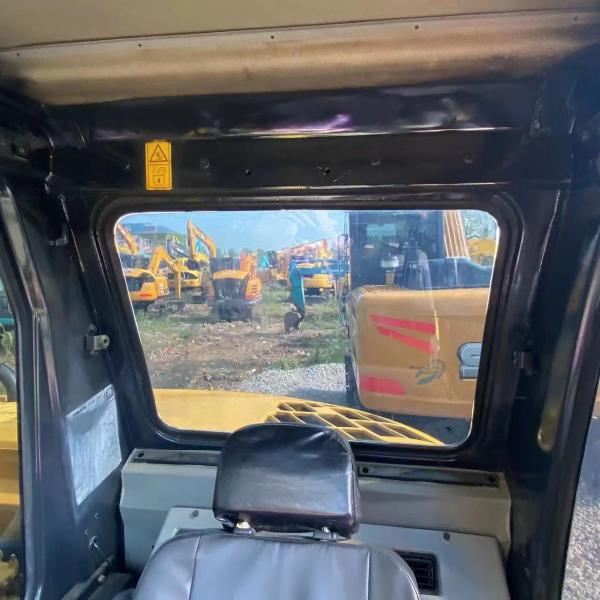 Komatsu PC60 6T Crawler Hydraulic Excavator Machine W/0.25m3 Bucket Capacity