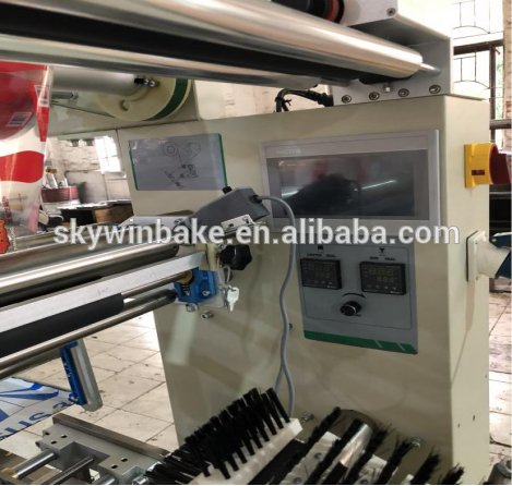 Fully Automatic 30-200bag/min Cake Pillow Packing Machine With Date Printer