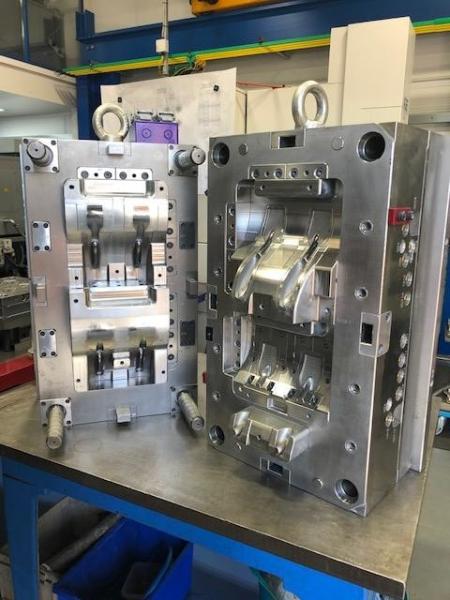 Quality HASCO Standard High Polish Mirror Polish Plastic Auto Parts Mould for sale