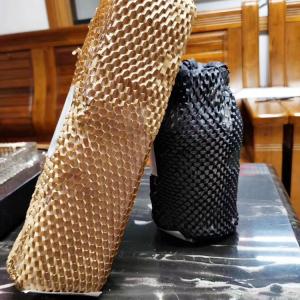 China Lightweight 50CM*100M Honeycomb Wrapping Paper ECO Recyclable Roll wholesale