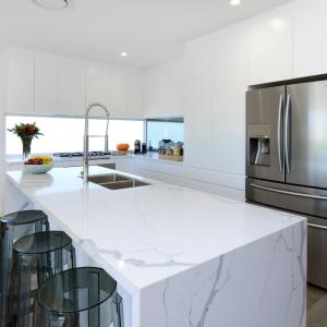 Australian Style Matt White PVC Kitchen Cabinet Furniture Modern Islands