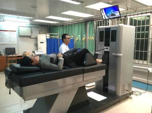 medical Sciatica 90% Back Decompression Machine