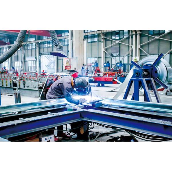 20-Foot Versatile Expandable Flat Pack Container House Convenient and Practical Made of Durable Steel Sandwich Panel Material