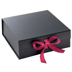 China Foldable Gift Box with Magnet Closure White wholesale