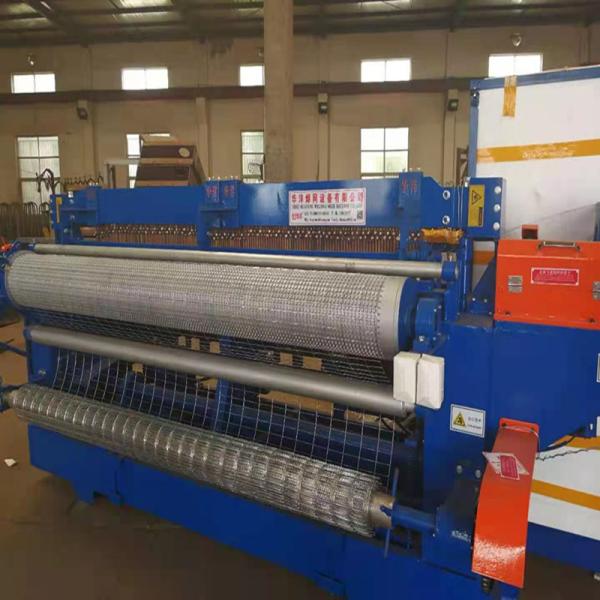 China 6ft Synchronous Control Automated Welding Machine 100mm Aperture wholesale