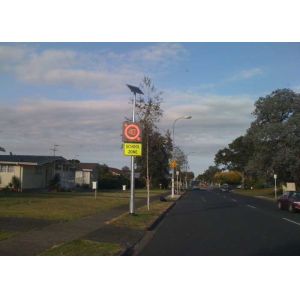 China Digital Programmable LED Speed Limit Signs Impact Resistant Energy Saving wholesale