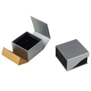 China High End Jewelry Showcase Display Sets With Necklace Display OEM on sale