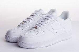 China Cool Kicks BoostMasterLin Air Force 1 Low White 