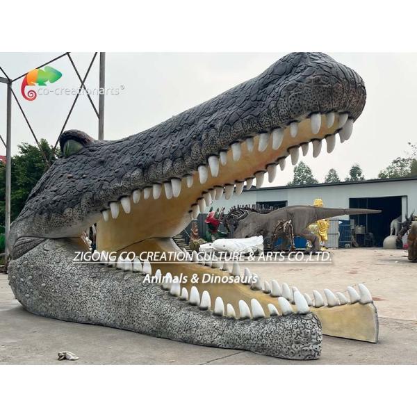 Waterproof Fibreglass Life Size Animals Fiberglass Crocodile Head Door Decoration