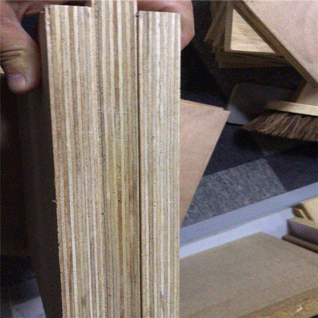 First Class Glue E0 E1 1250x2500mm Sapele Marine Plywood