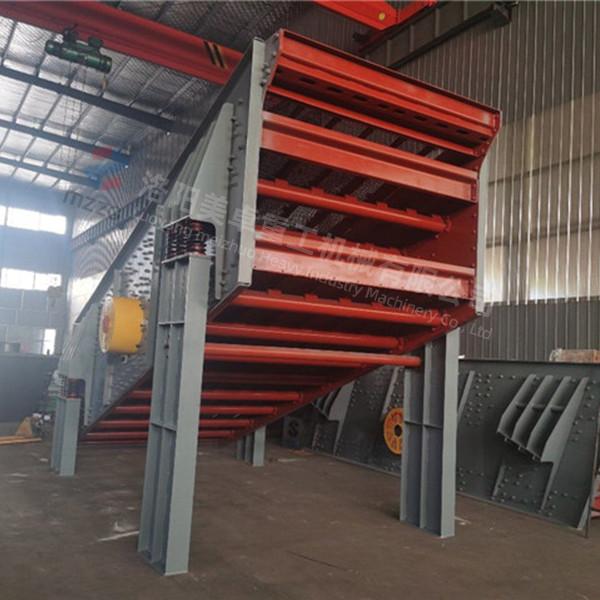 Quality Customized Round Vibrating Screen , Vibratory Screening Equipment Mining Quarry for sale