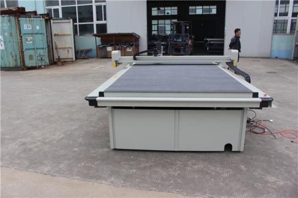 Quality Smooth Accurate Carpet Making Machine Control Numeric Flatbed Plotter Cutter for sale