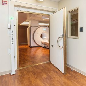 China Manual Mri Room Shielded Doors Rf Single Opening wholesale