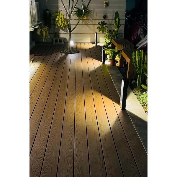 composite Co-Extrusion WPC Decking Carton Packaging High Aesthetics