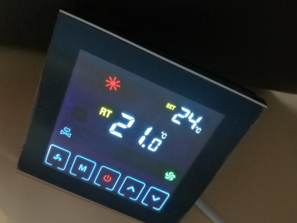 Quality 3/2 Way Valve Control Fan Coil Unit Thermostat With Colorful LCD Display for sale