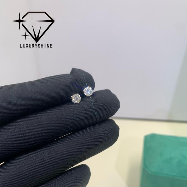 LuxuryShine Round Lab Grown Diamond Stud Earrings VVS2/VS1 Clarity 18K solid Gold custom Jewelry with IGI Certificate fashion earrings Valentine's Day