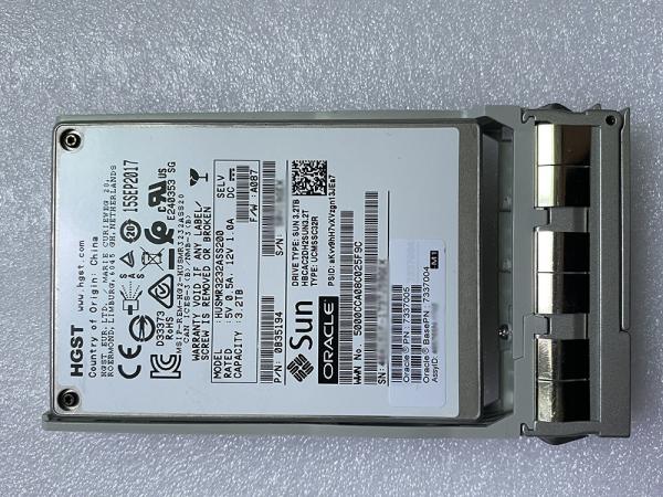Quality 7337005 7337004  3.2TB 12G SAS 2.5" Solid State Drive for sale