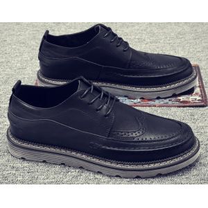 China Retro Breathable Leather Mens Brogue Sneakers Stitched Reinforced wholesale