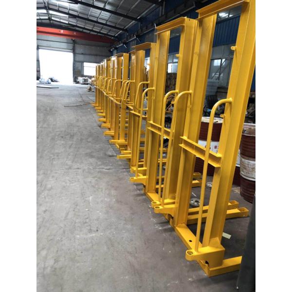 Hand Hydraulic 1.6m High Stacker Truck Warehouse Loading And Unloading Truck 1T 3T