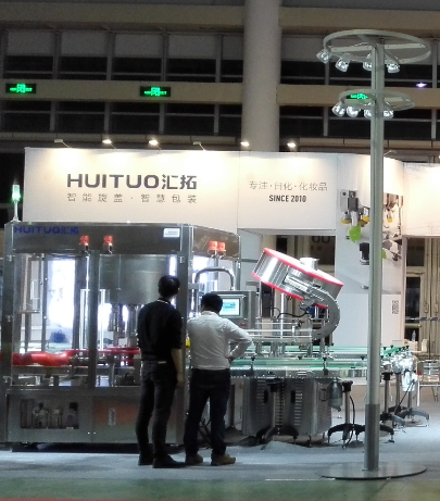 AC 380V 50HZ Plastic Bottle Screw Capping Machine