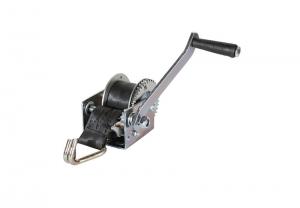 China 800 Lb Manual Hand Winch With Strap , Hand Crank Boat Winch wholesale