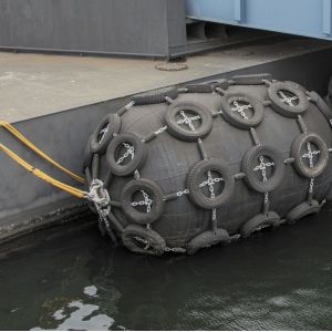 CCS Floating Yokohama Pneumatic Rubber Fender For Boat Protection