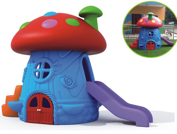 Single Plastic Kids Backyard Slide , Mushroom House Childrens Play Slide