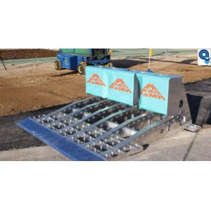 Buy cheap 165kg Musashi Anti Collision Portable Safety Barrier from wholesalers