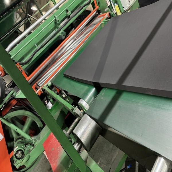 Excellent Chemical Resistance Flame Retardant CR / EPDM Foam For High Temperature Environments -40°C To 120°C