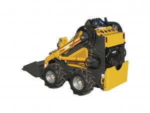 China Mini Wheel Loader Skid Steer Track Loader With Various Kinds Of Attachments on sale