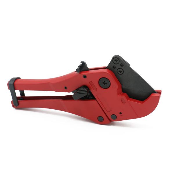 Quality Ratcheting Plastic PVC Pipe Cutter With 42mm Straight Edge for sale