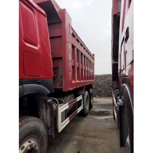 400L 6 Cylinders Howo Diesel 375HP Used Dump Truck