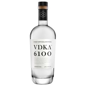 China Bardstown Square Oval Empty Bourbon Bottle 900g Flint Glass wholesale