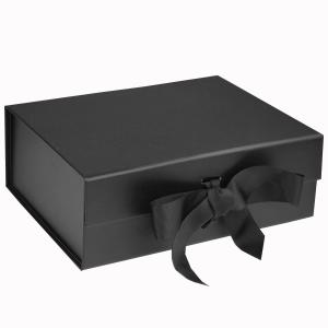 China Folding Magnetic Shoe Packaging Box Reusable For Underwear Clothing wholesale