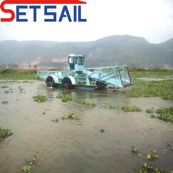 Made in China River Floating Waste Aquatic Plant Harvester for Water Hyacinth