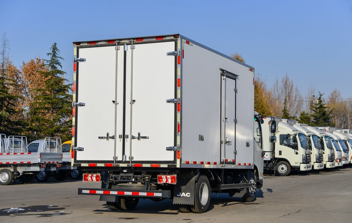 JAC 4X2 15 Ton Refrigerator Truck Freezer Refrigerated Truck