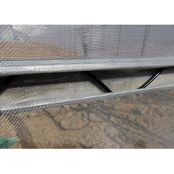 Agricultural Greenhouse Zig Zag Wire Coated For Plastic Film Locking