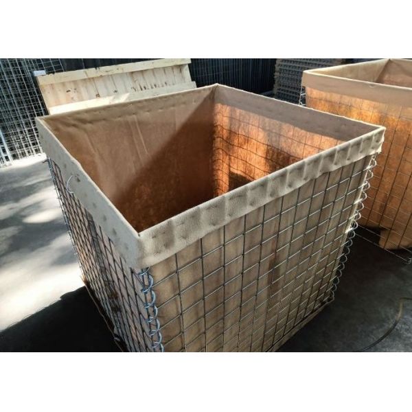 Hot-dipped Galvanized itary  Barriers  fence with Customization Available Upon Request