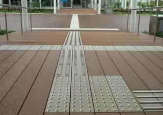 Quality WPC PVC Outdoor Floor Profile Machine WPC Profile Production Line with WPC Skirting Machine for sale