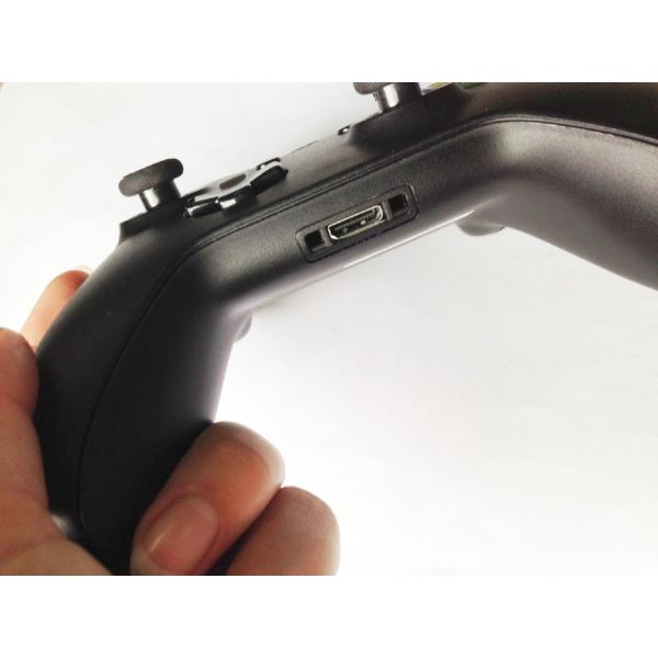 2.4G Wireless Vibration XBOX One Gamepad / X Box One Controller