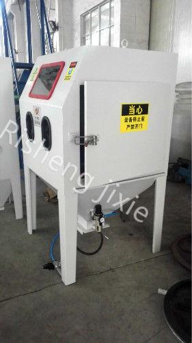 Quality 1100W Industrial Sand Blast Cabinet High Reliability Long Sandblasting Time for sale
