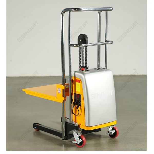 EPS & EFP Series Lightweight Electric Stackers